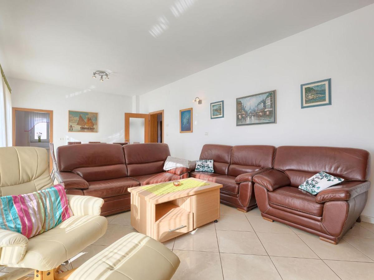 Apartment Laura By Interhome Galižana Εξωτερικό φωτογραφία